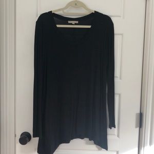 Black long sleeve tshirt